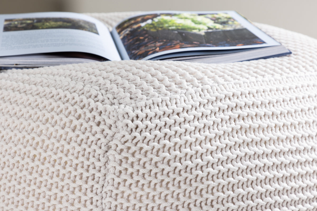 Luca Puf 60 x 40 x 60 Cremefarvet