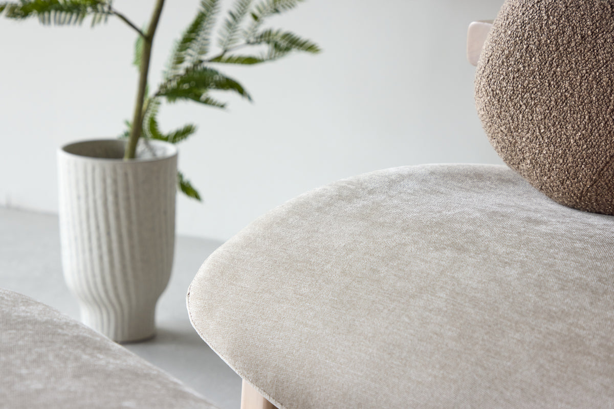 Rile skammel 60 x 42 x 70 beige + lænestol beige