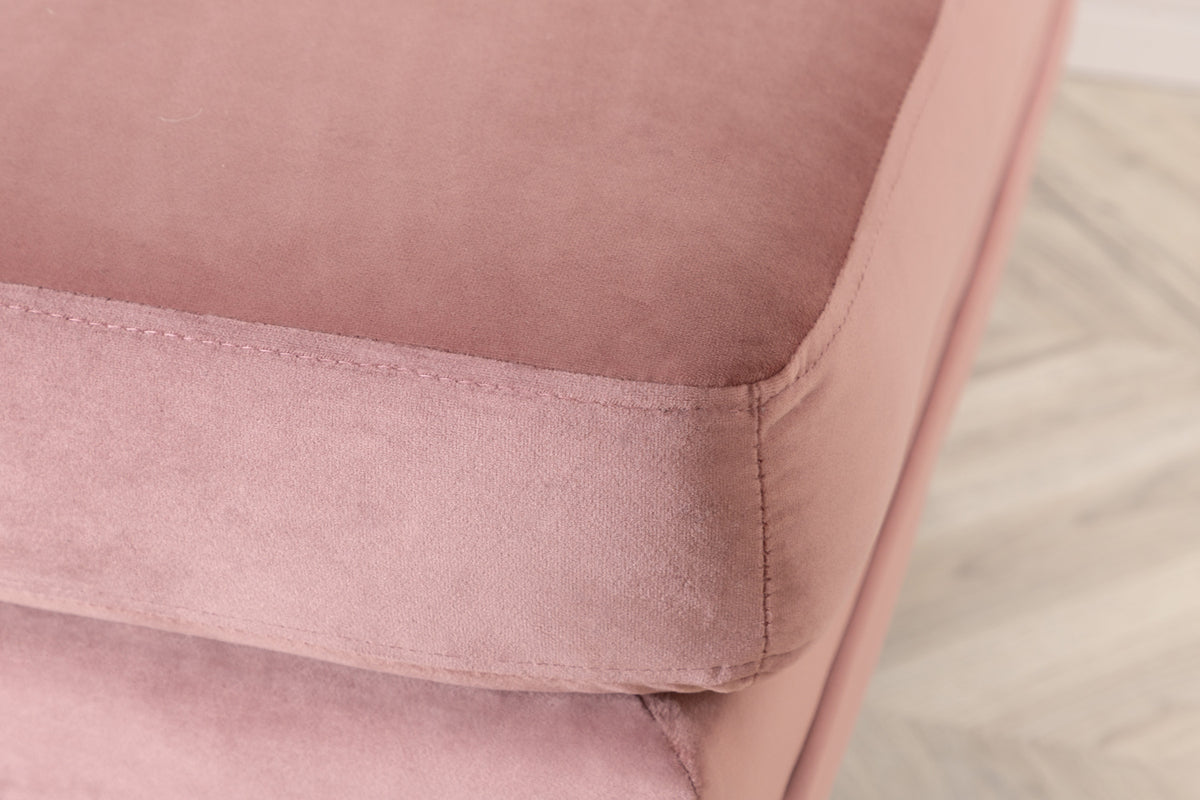 Boom Ottoman 70 x 49 x 90 Pink