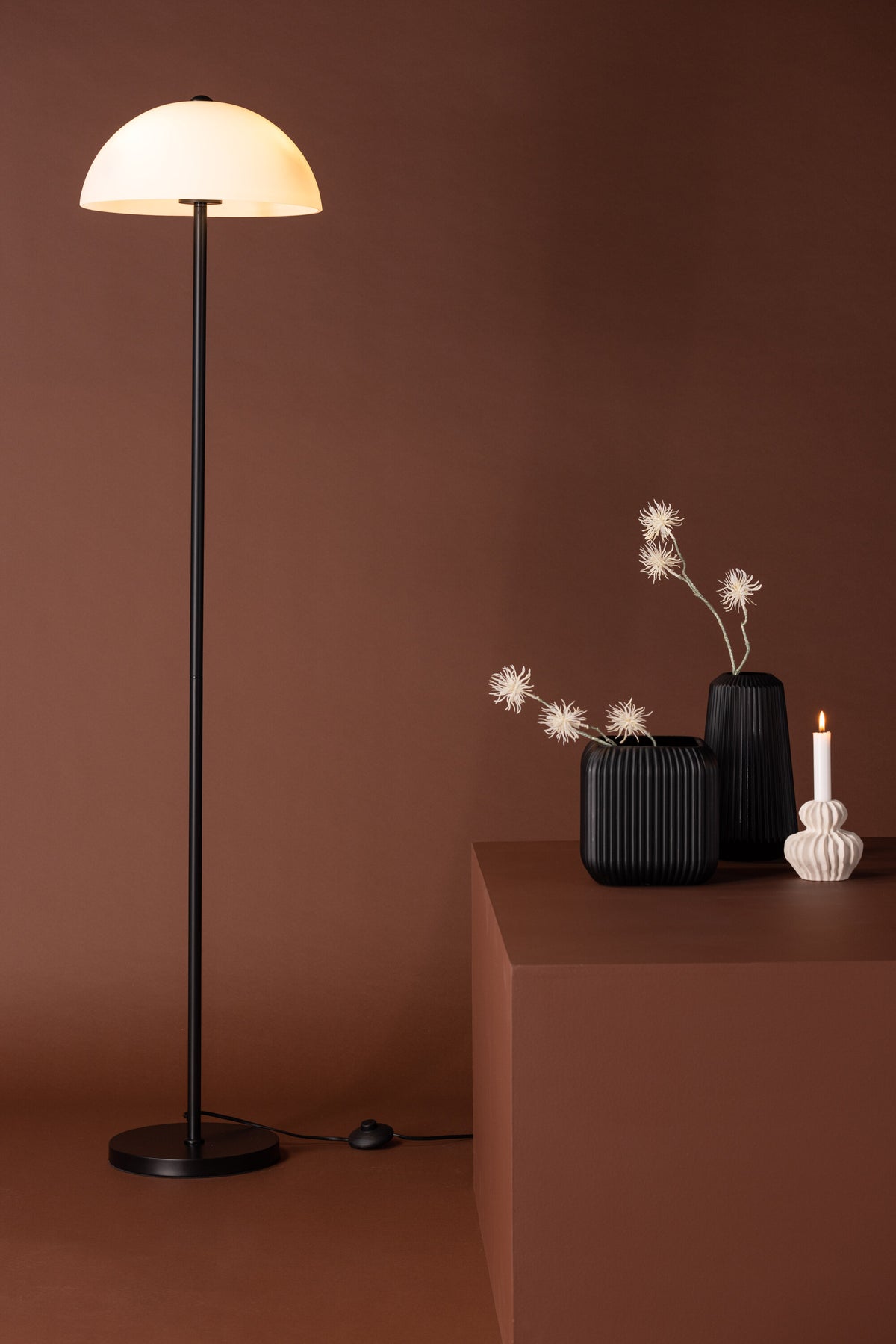 Ferrand gulvlampe - sort, hvid - billede 17