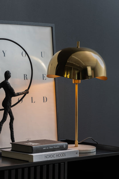 Leitmotiv bordlampe Waved Dome - børstet guld