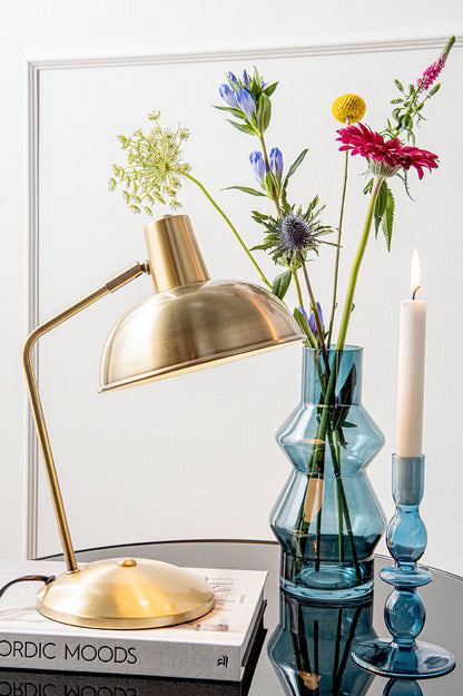 Leitmotiv bordlampe Hood - børstet guld