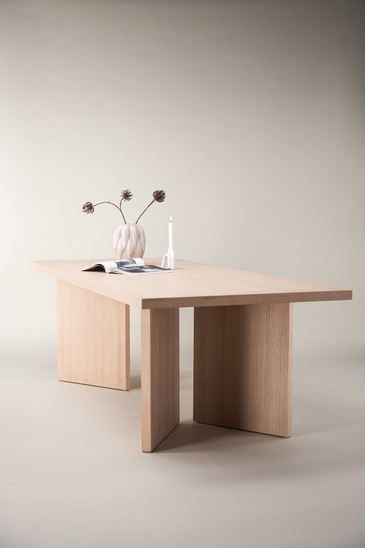 Bassholmen spisebord - 240 × 100 cm - hvidpigmenteret - billede 18