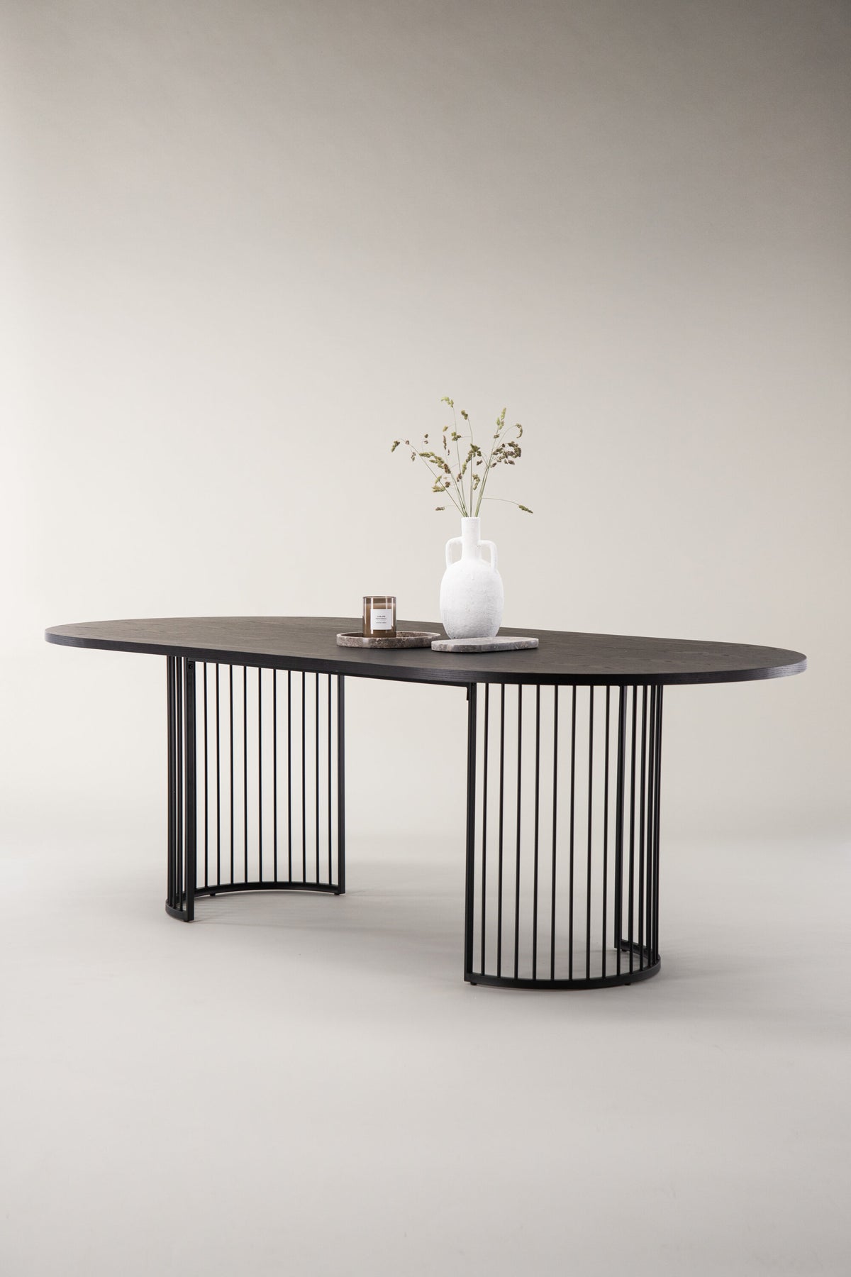 Hamneskär ovalt spisebord - 220 × 110 cm - sort - billede 21