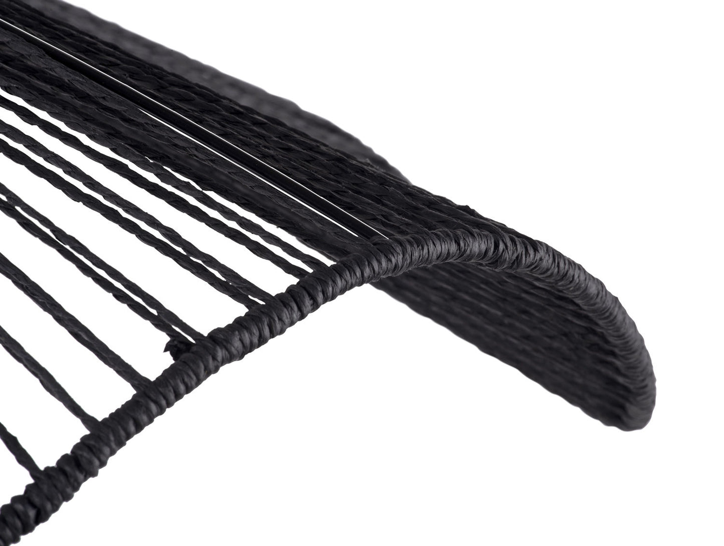 Leitmotiv Loftlampe Sombra i sort papirreb