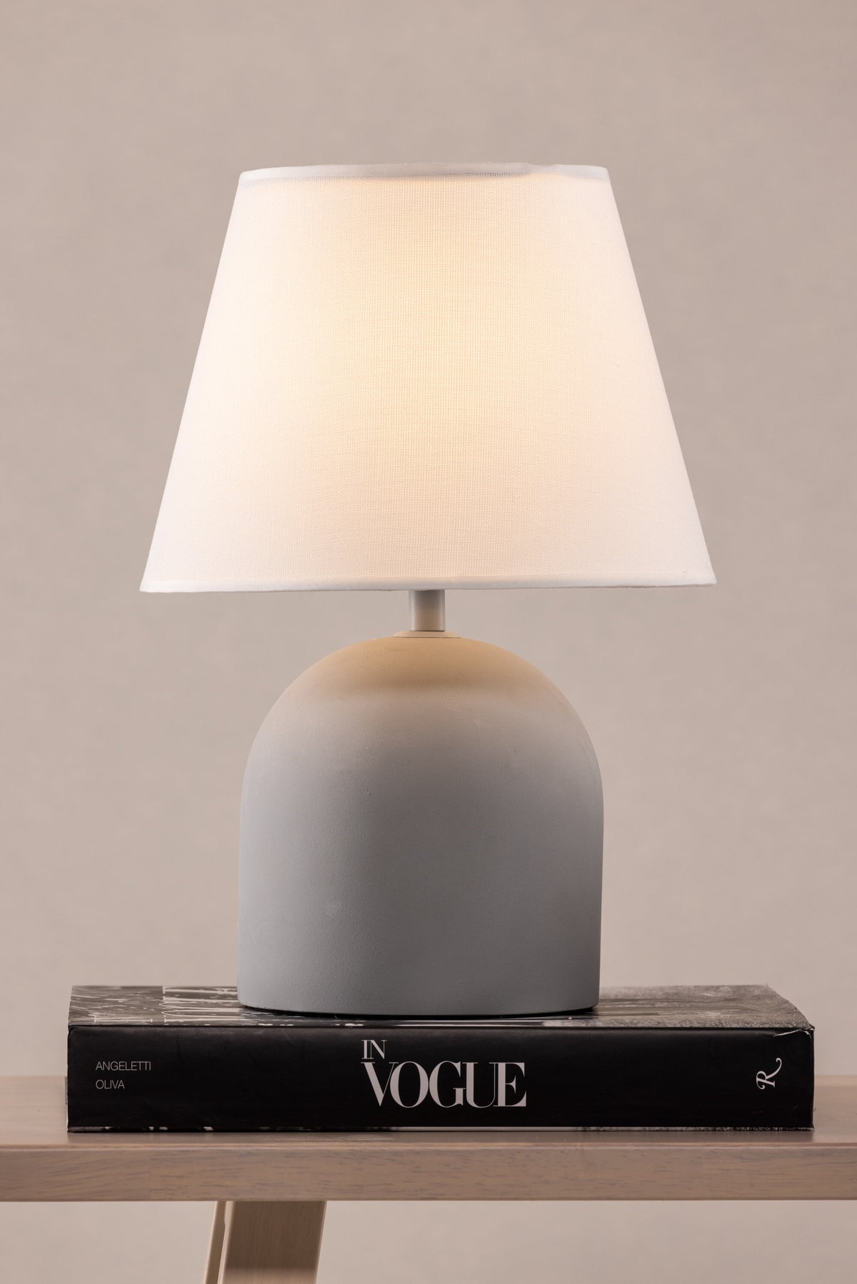 Styrsö bordlampe - Ø25 cm - beige, sort, grå - billede 21
