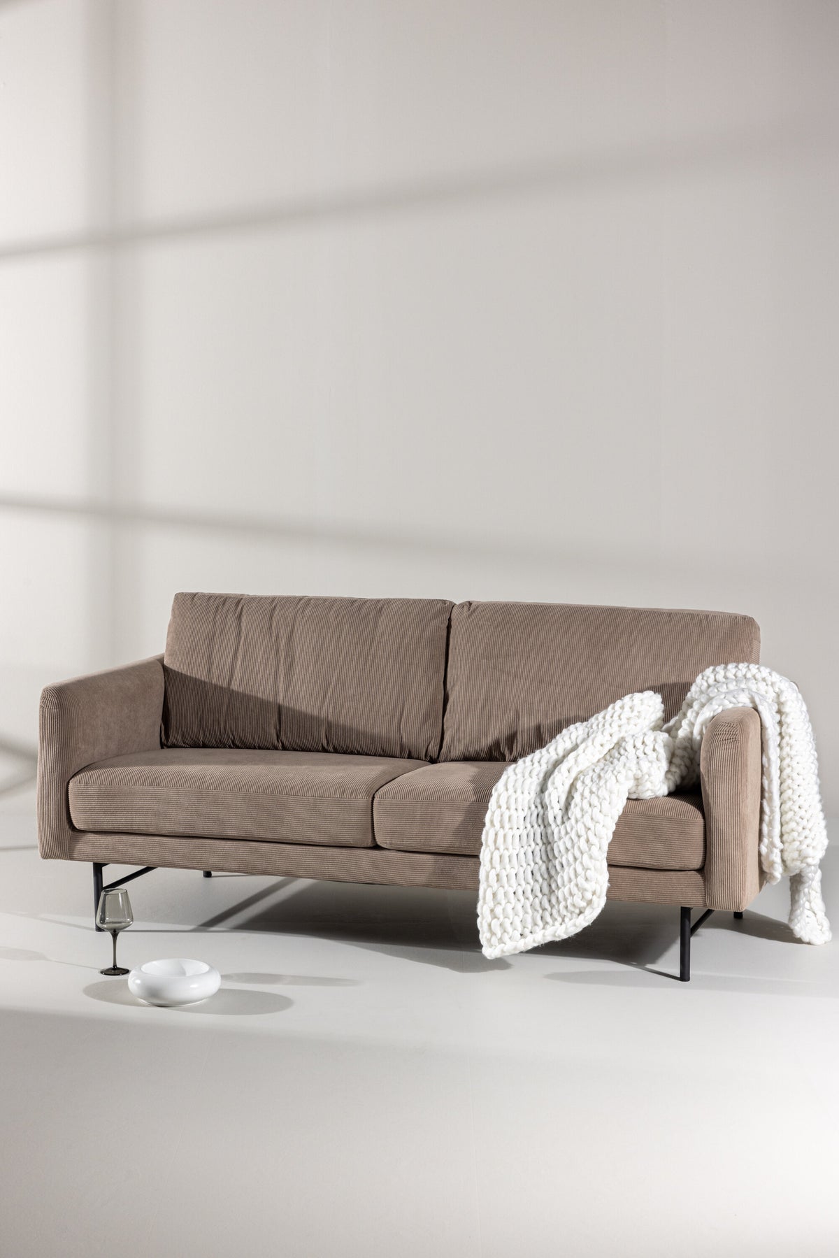 Sky 3-personers sofa - sort, brun - billede 18