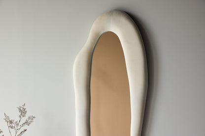 Louisville Spejl 66x185 cm - MDF med Beige Bouclé