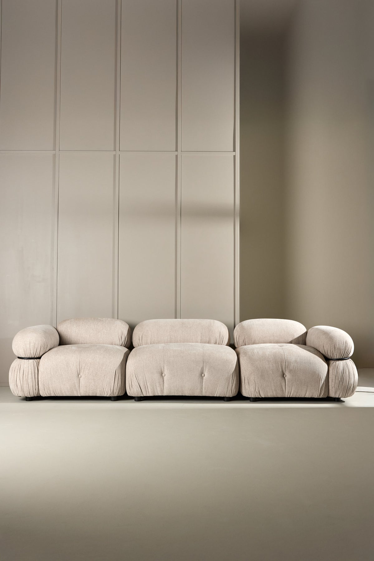 Mika 3-personers sofa - beige, sort - billede 18