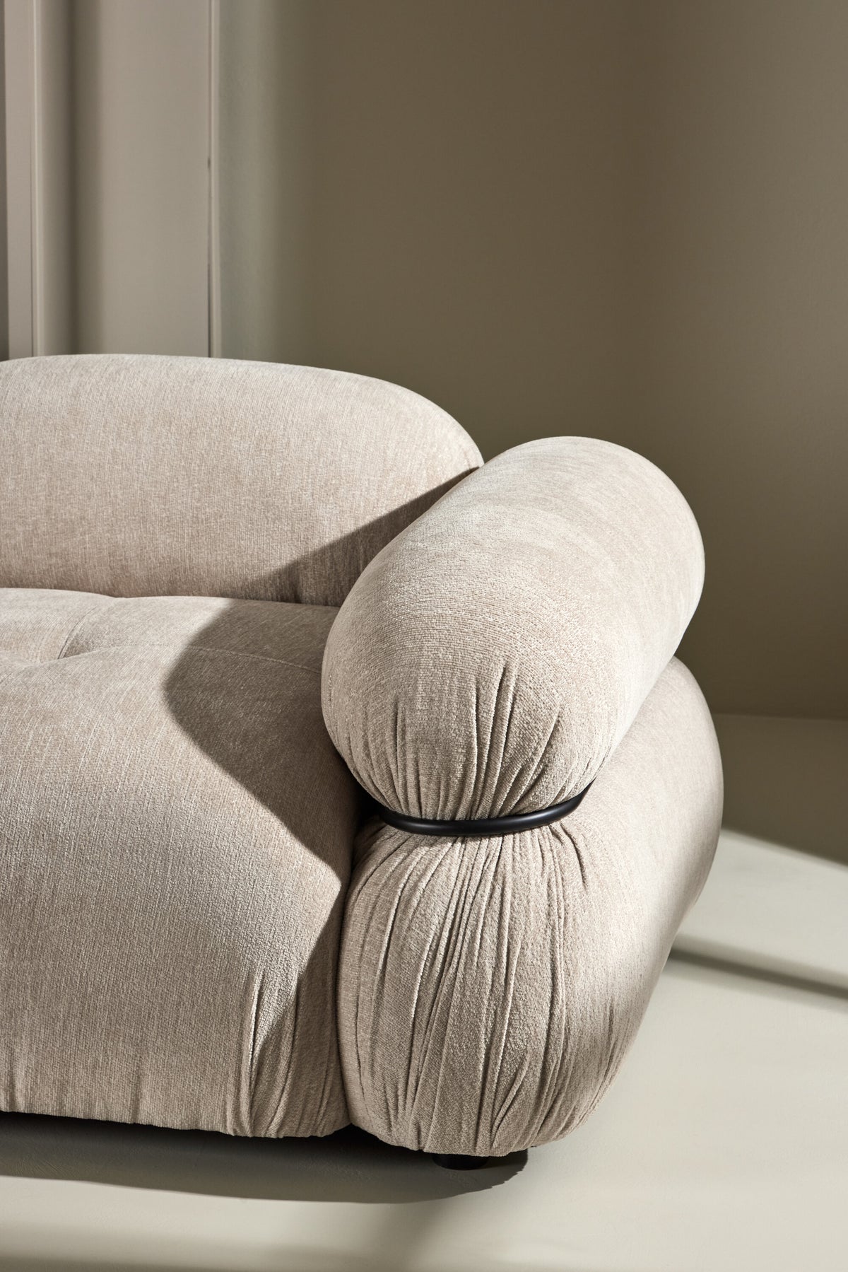 Mika 3-personers sofa - beige, sort - billede 21
